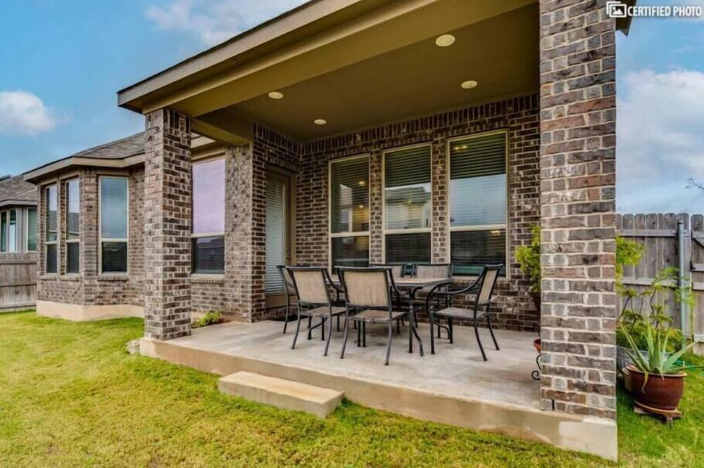 Photo of Patio Balcony in Hutto