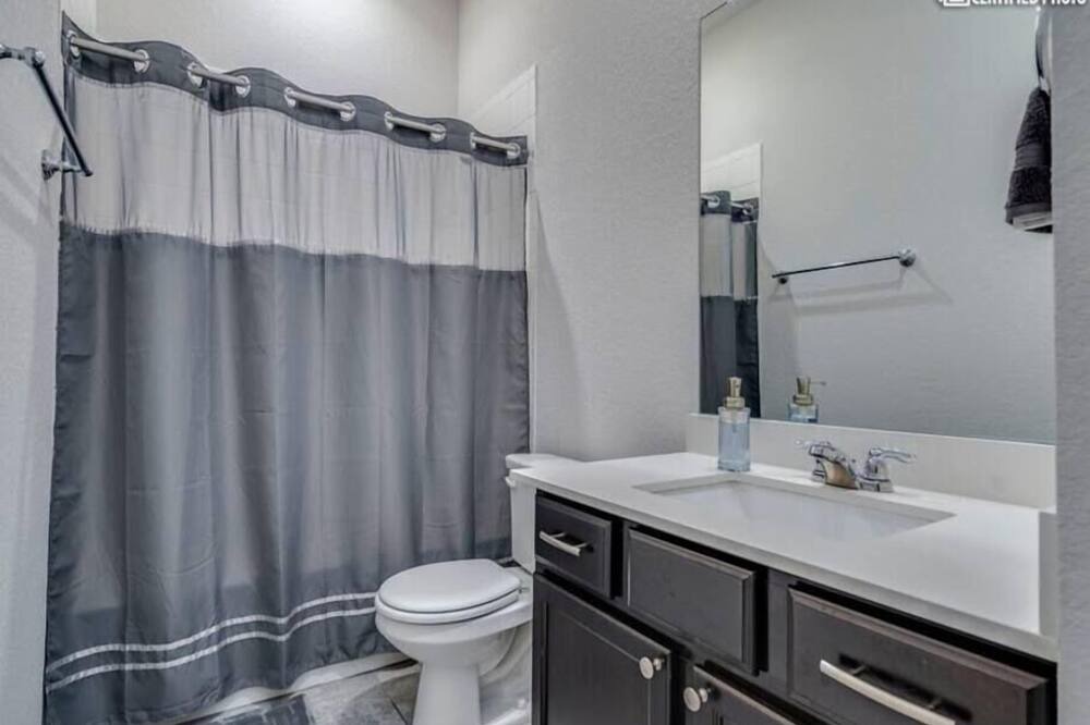 Photo of Bathroom in Hutto