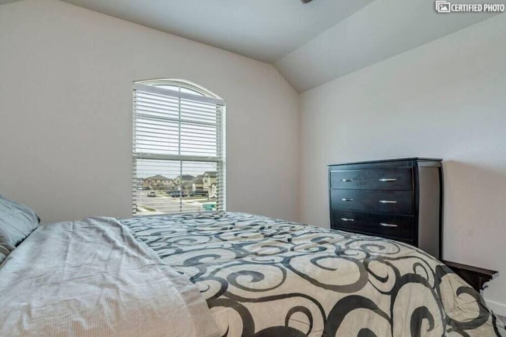 Photo of Bedroom in Hutto