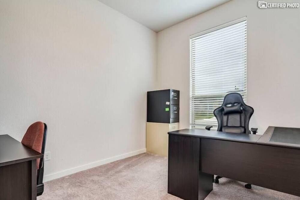 Photo of Bedroom in Hutto