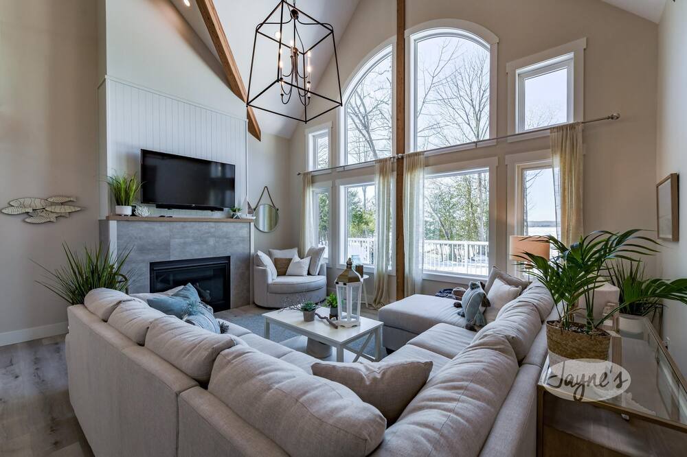 Photo of Livingroom in Lafontaine