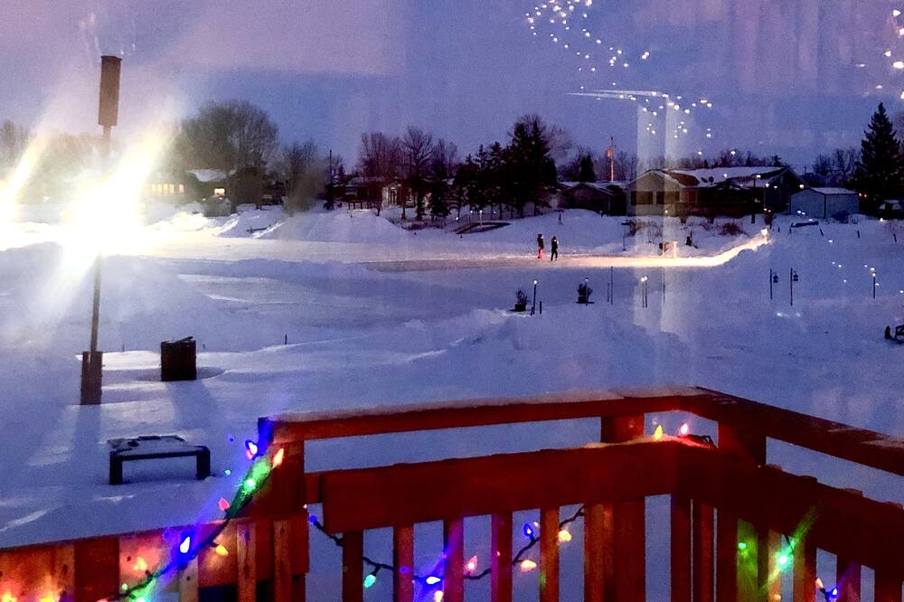 Photo of Others in Gimli