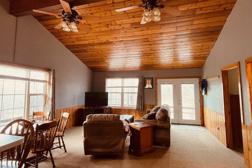 Photo of Livingroom in Bowring
