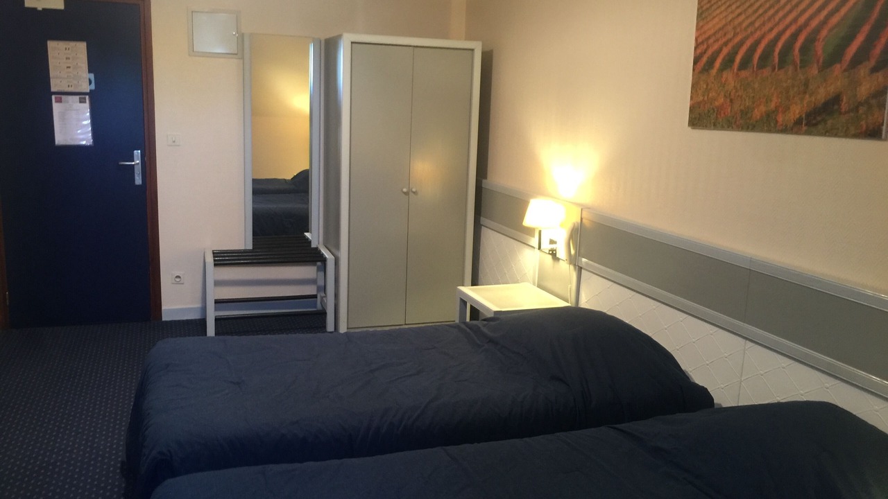Photo of Bedroom in Nuits-Saint-Georges