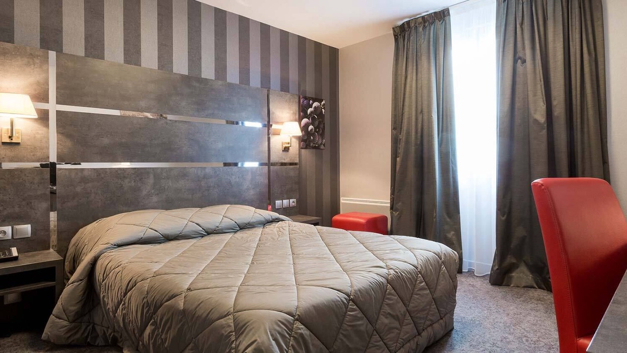 Photo of Bedroom in Nuits-Saint-Georges