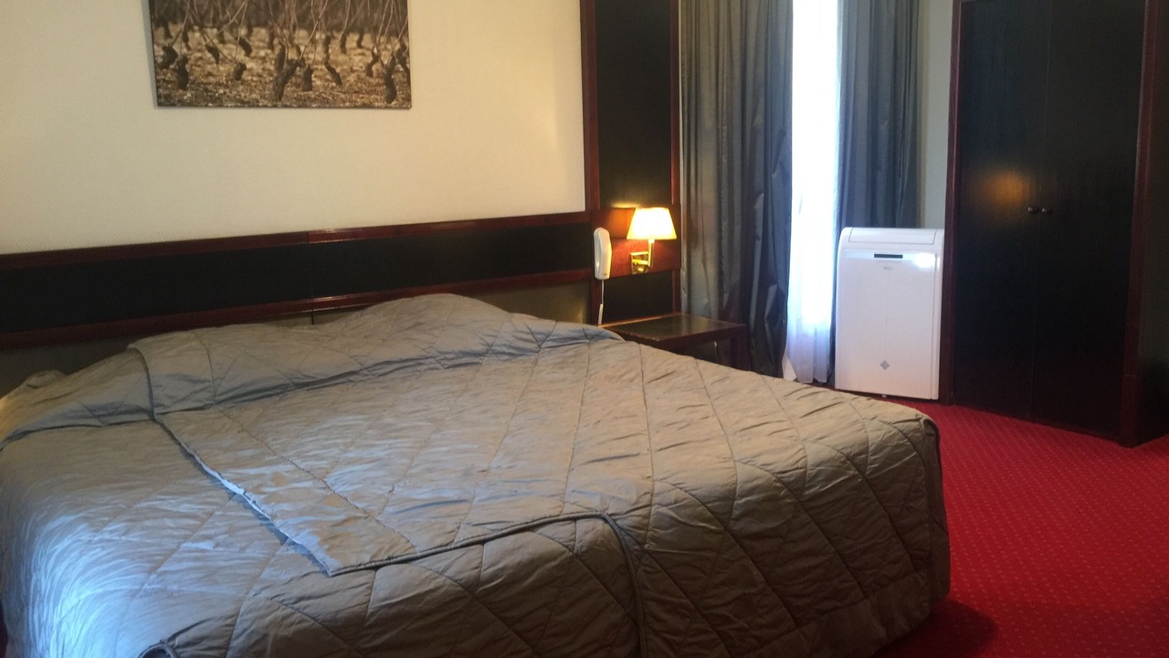 Photo of Bedroom in Nuits-Saint-Georges