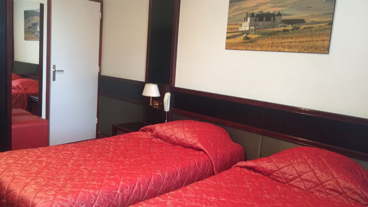 Photo of Bedroom in Nuits-Saint-Georges