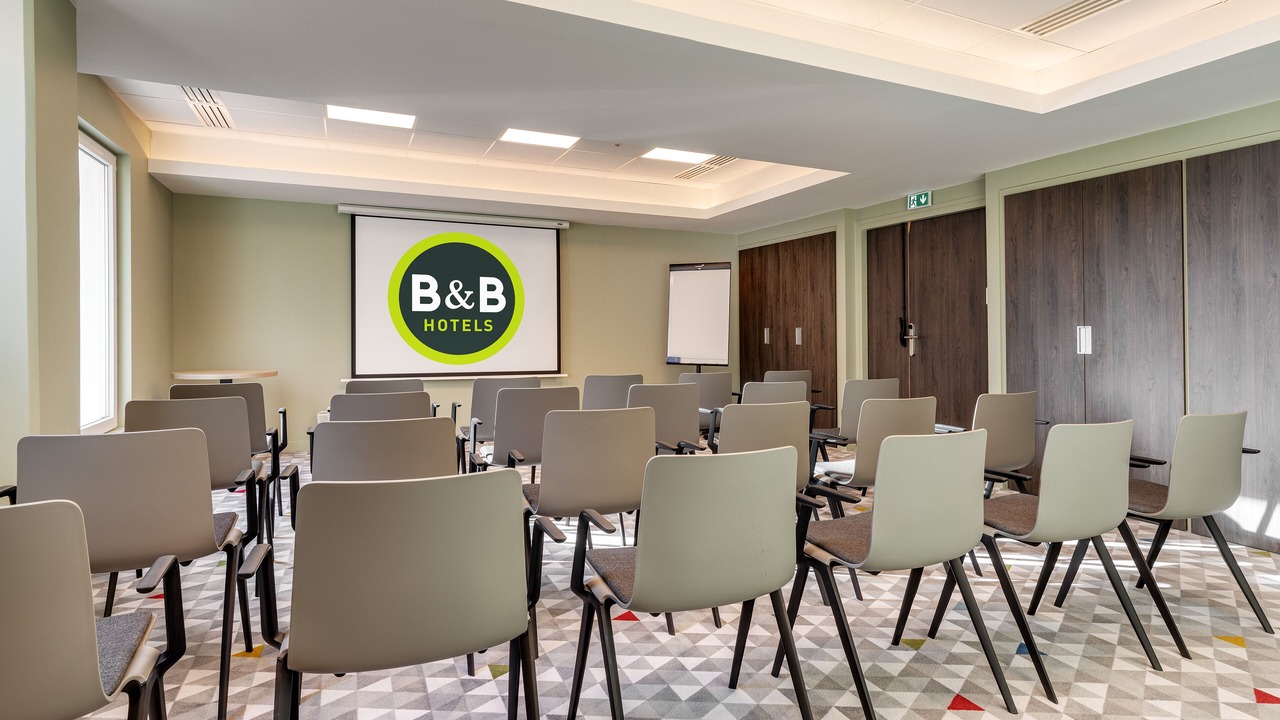 Photo of Others in Faubourg de Bethune