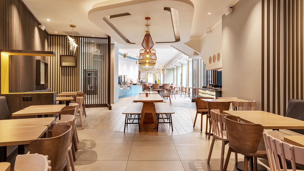 Photo of Others in Faubourg de Bethune