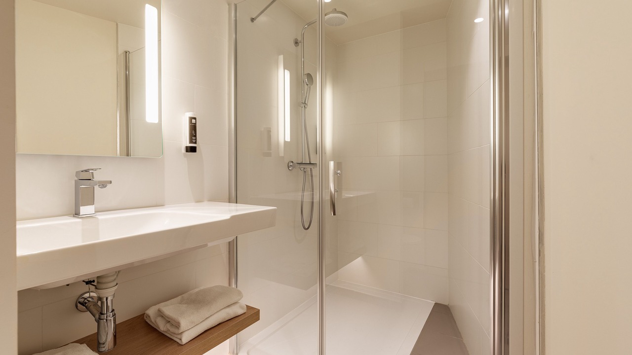 Photo of Others in Faubourg de Bethune