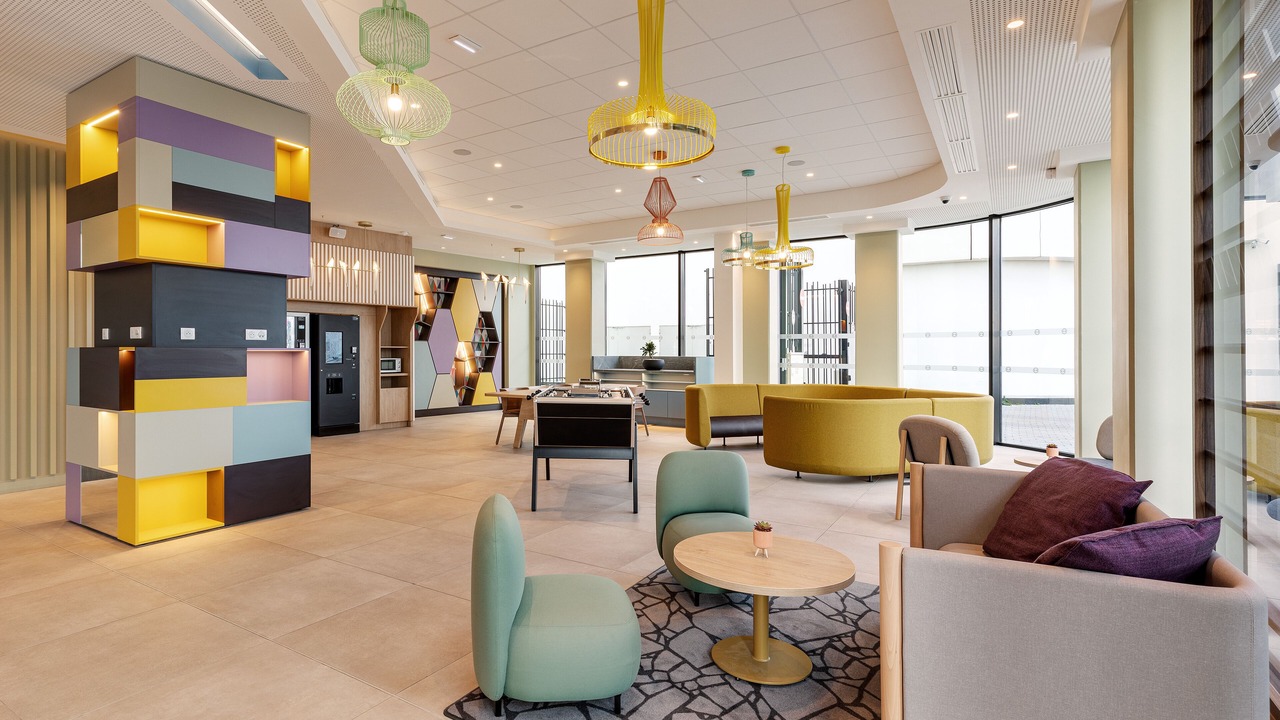 Photo of Others in Faubourg de Bethune