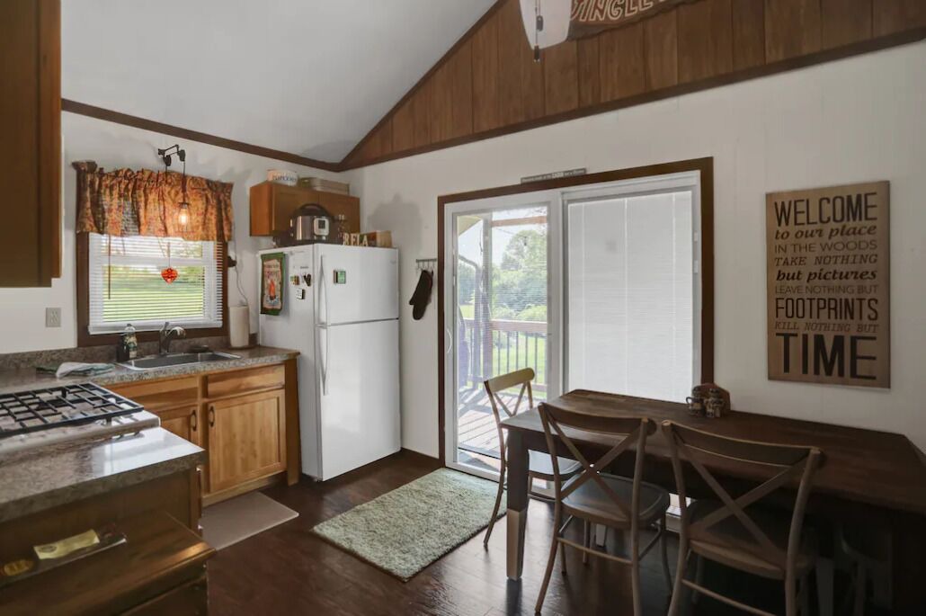 Photo of Kitchen in Marklesburg