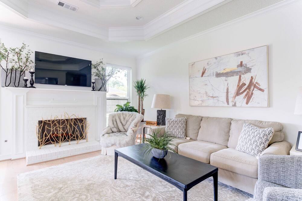 Photo of Livingroom in Beaumont