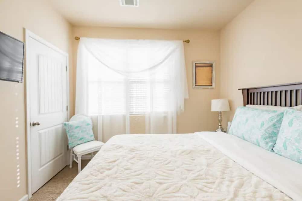 Photo of Bedroom in Hampton