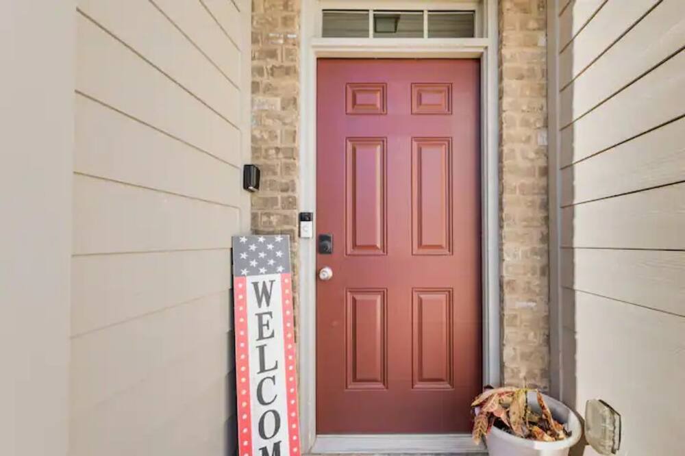 Photo of Others in Hampton