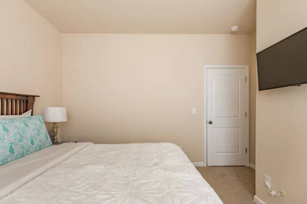 Photo of Bedroom in Hampton