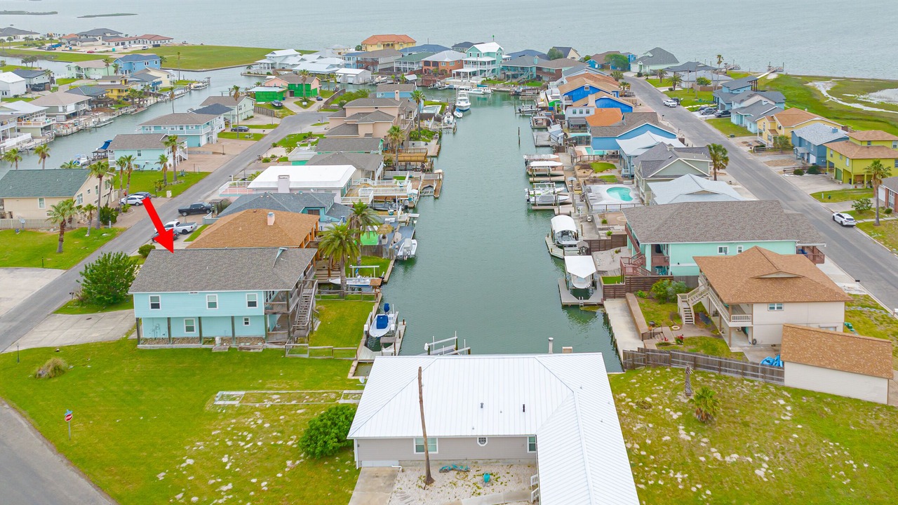 Photo of Outdoor in City-by-the Sea