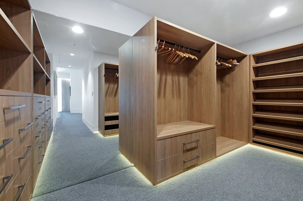 Photo of Bedroom in Main Beach