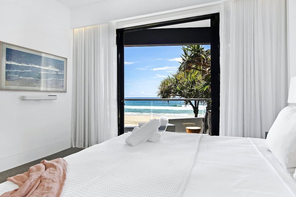 Photo of Bedroom in Main Beach
