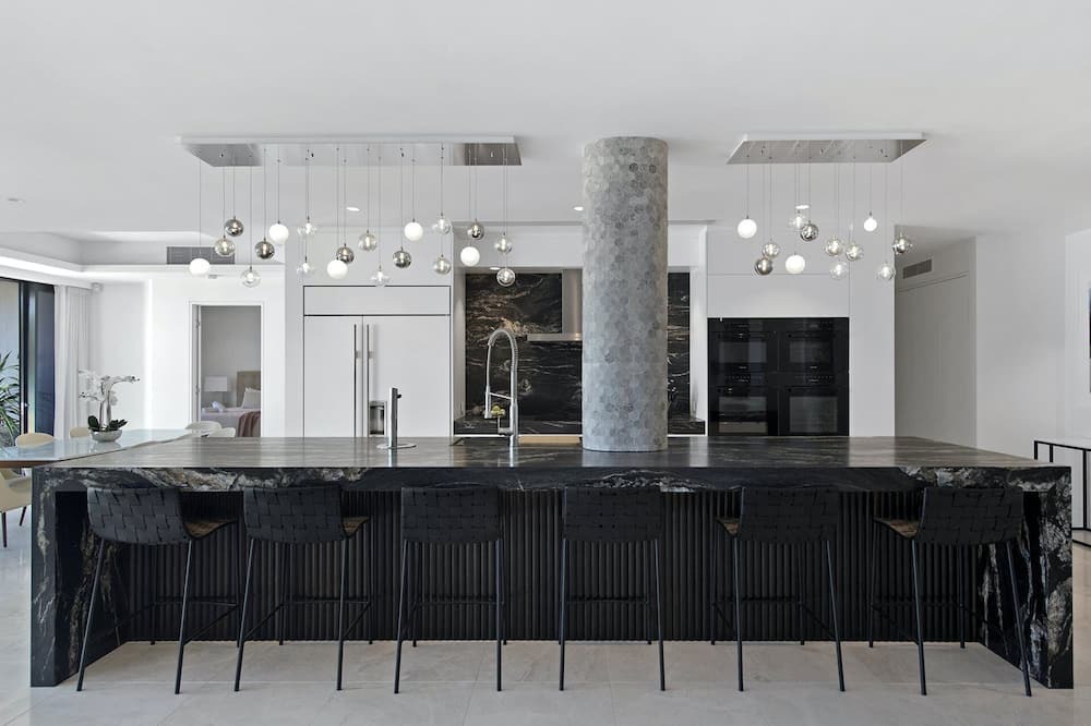 Photo of Outdoor in Main Beach