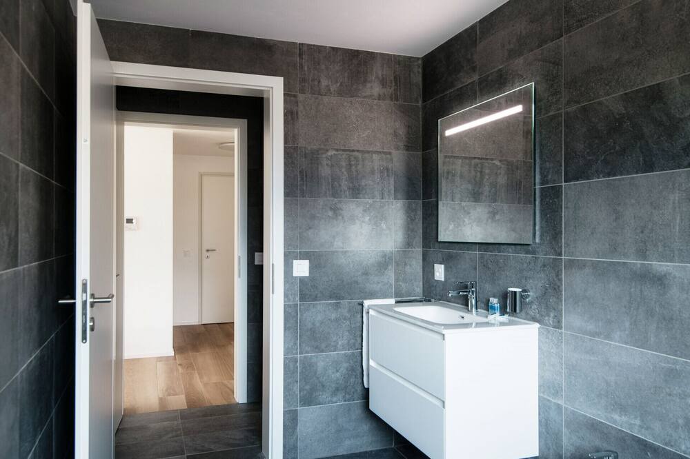 Photo of Bathroom in Gudo