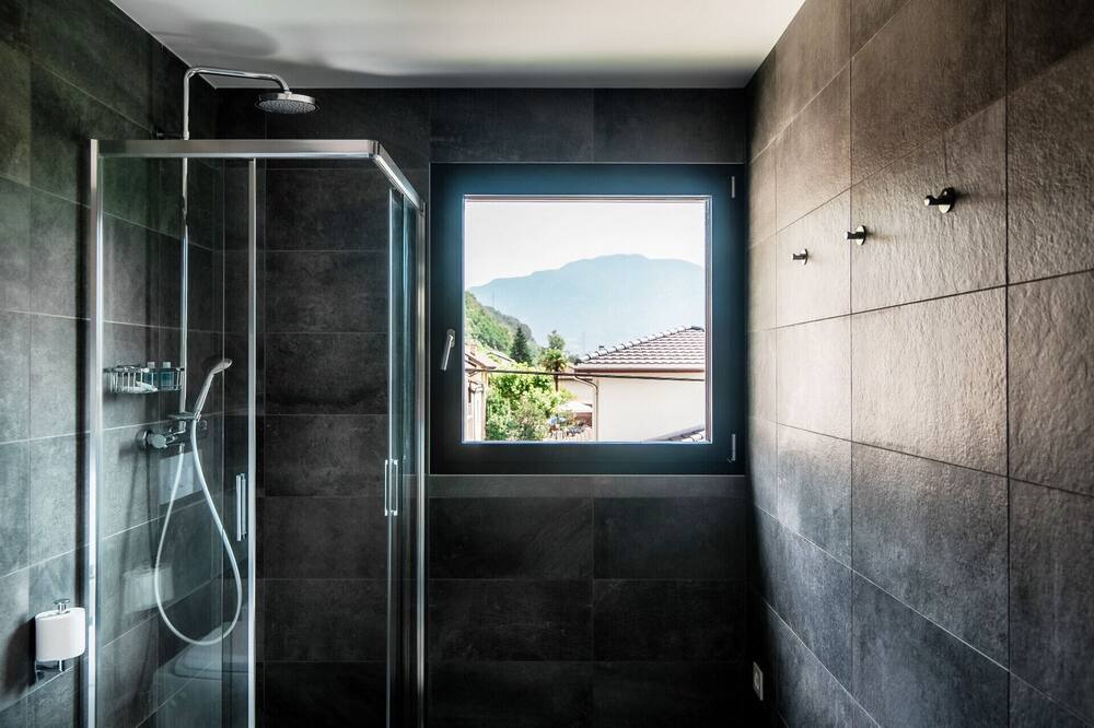 Photo of Bathroom in Gudo