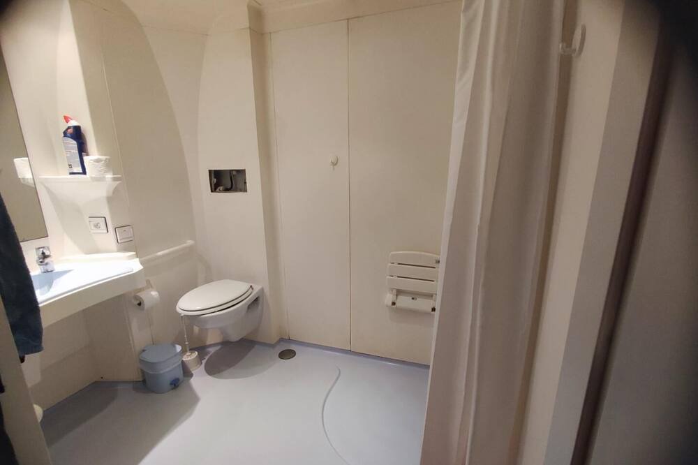 Photo of Bathroom in Neufmanil