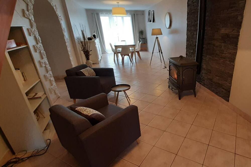 Photo of Livingroom in Vaux-Villaine