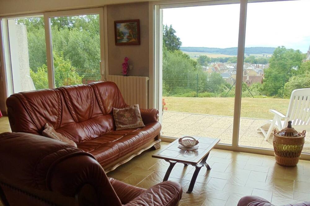 Photo of Livingroom in Mouzon