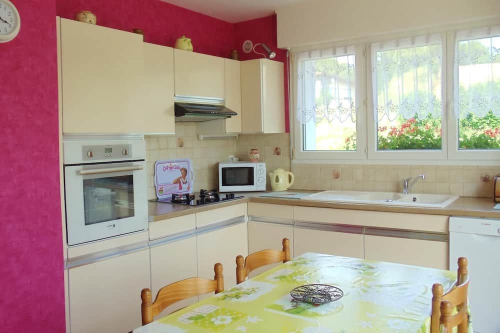 Photo of Kitchen in Mouzon