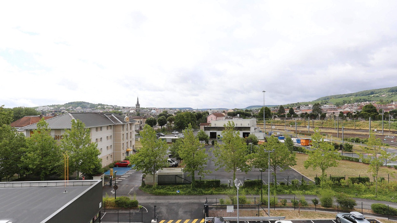 Photo of Others in Epernay