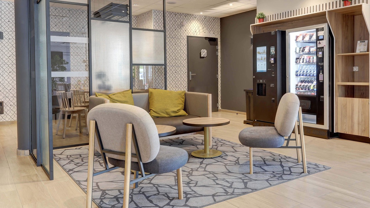 Photo of Others in Epernay