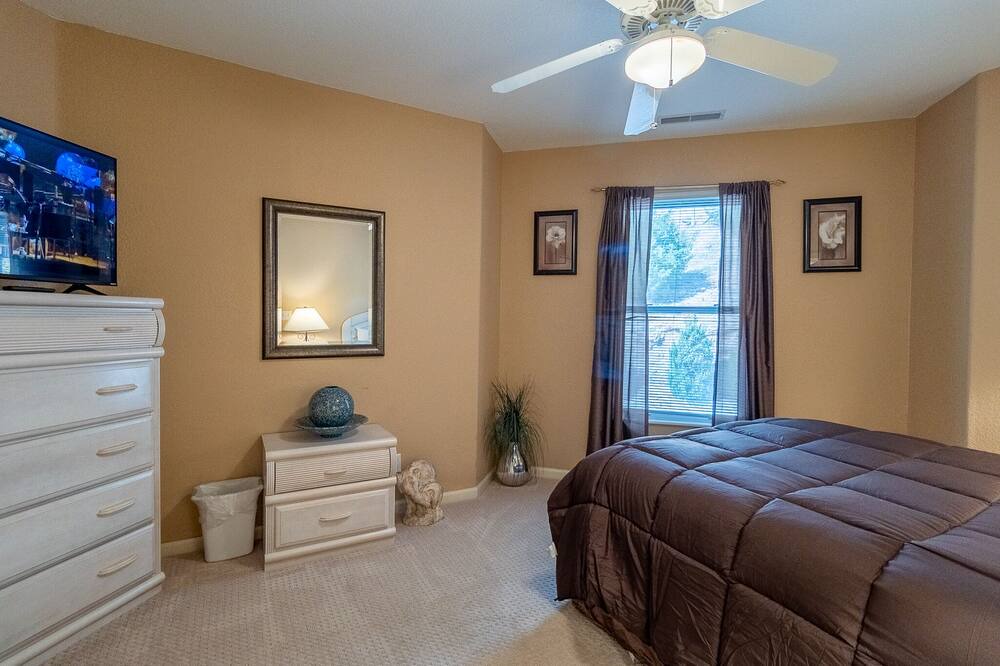Photo of Bedroom in Lake Ozark