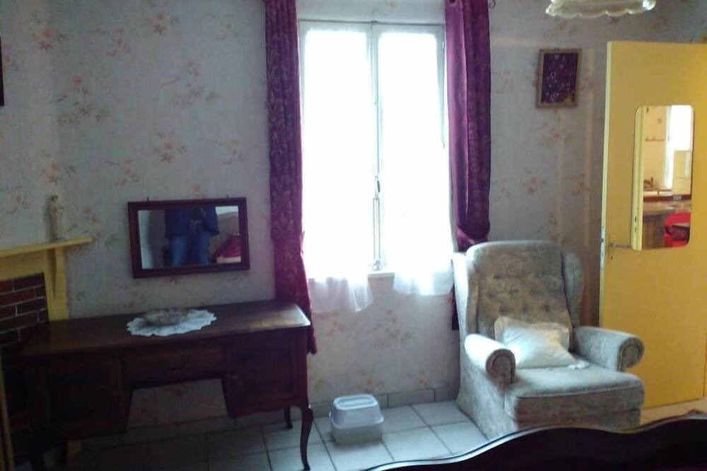 Photo of Bedroom in Fumay