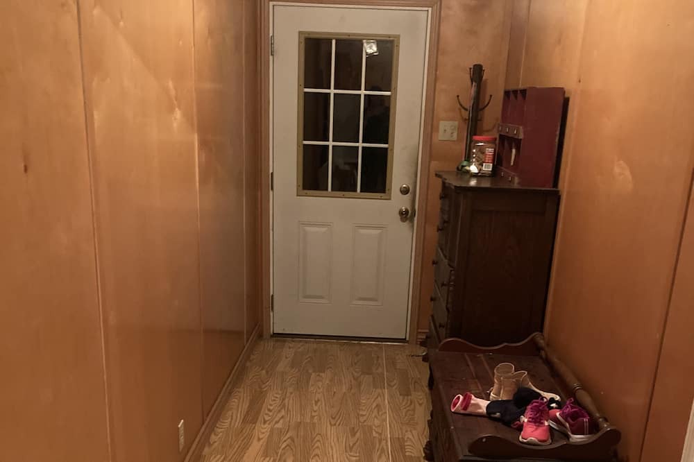 Photo of Bedroom in Cedar Bluff