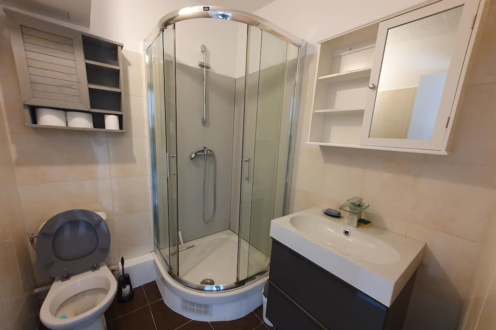 Photo of Bathroom in Roissy-en-Brie