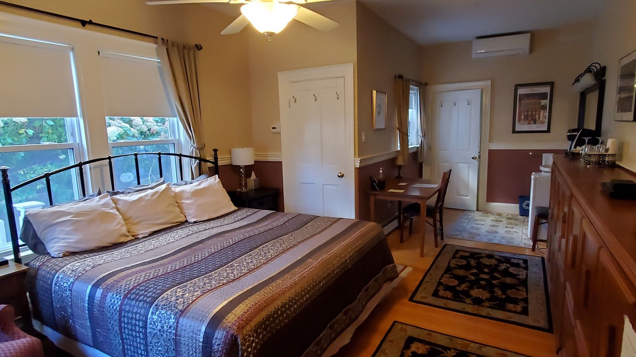 Photo of Bedroom in Somerville