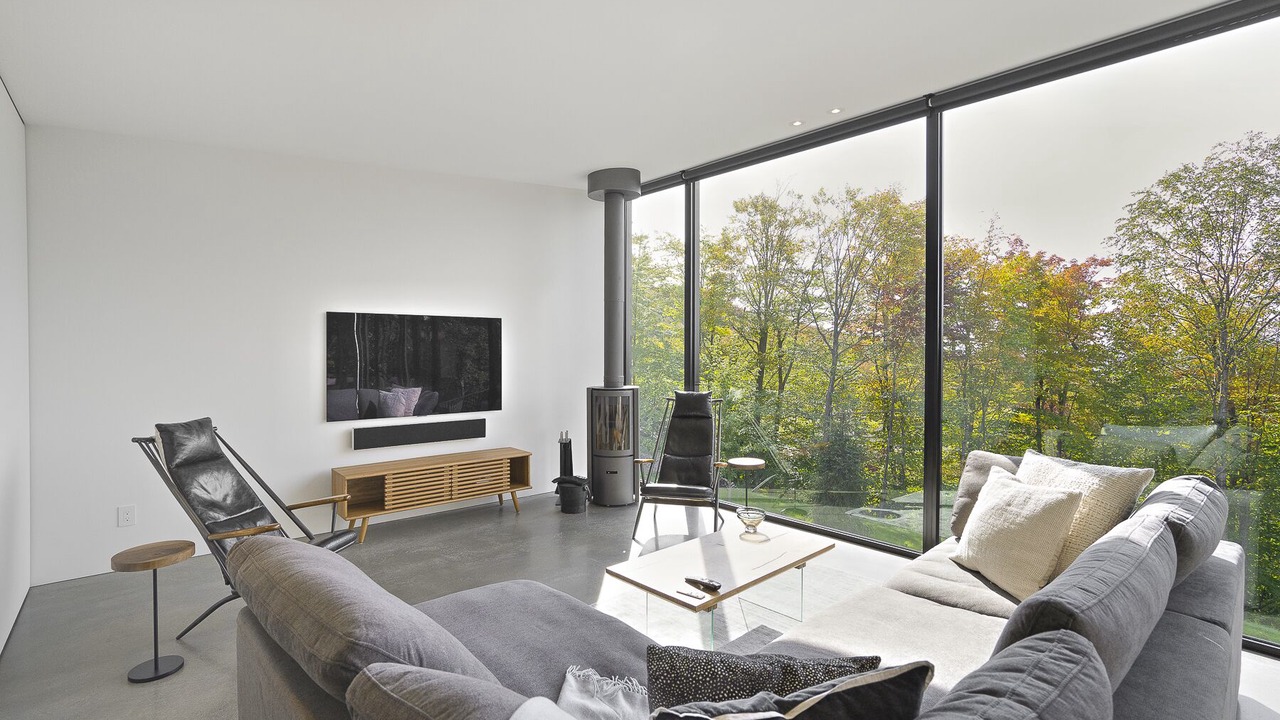 Photo of Livingroom in Sutton