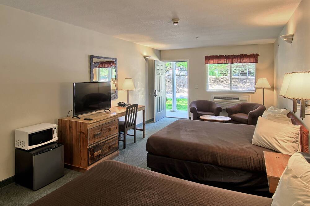 Photo of Bedroom in Bellaire