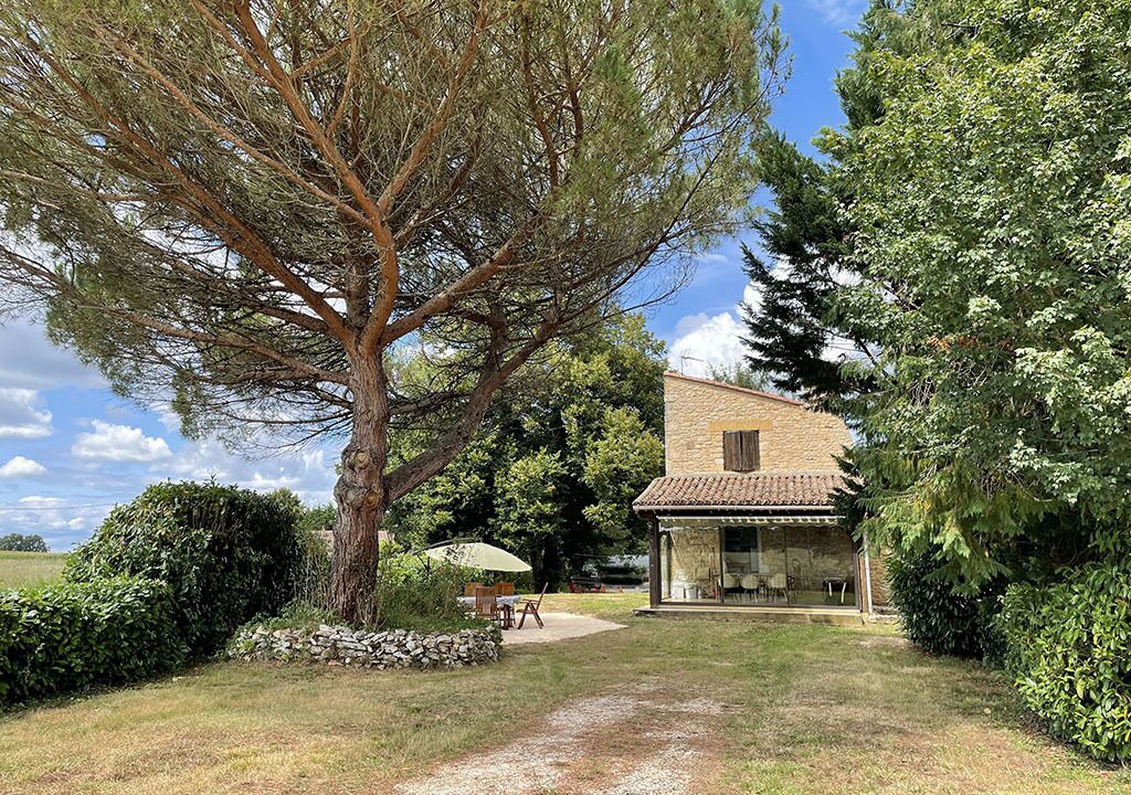 Photo of Outdoor in Marsales