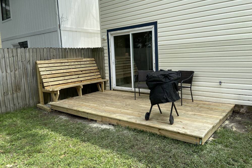 Photo of Patio Balcony in Central Newport News