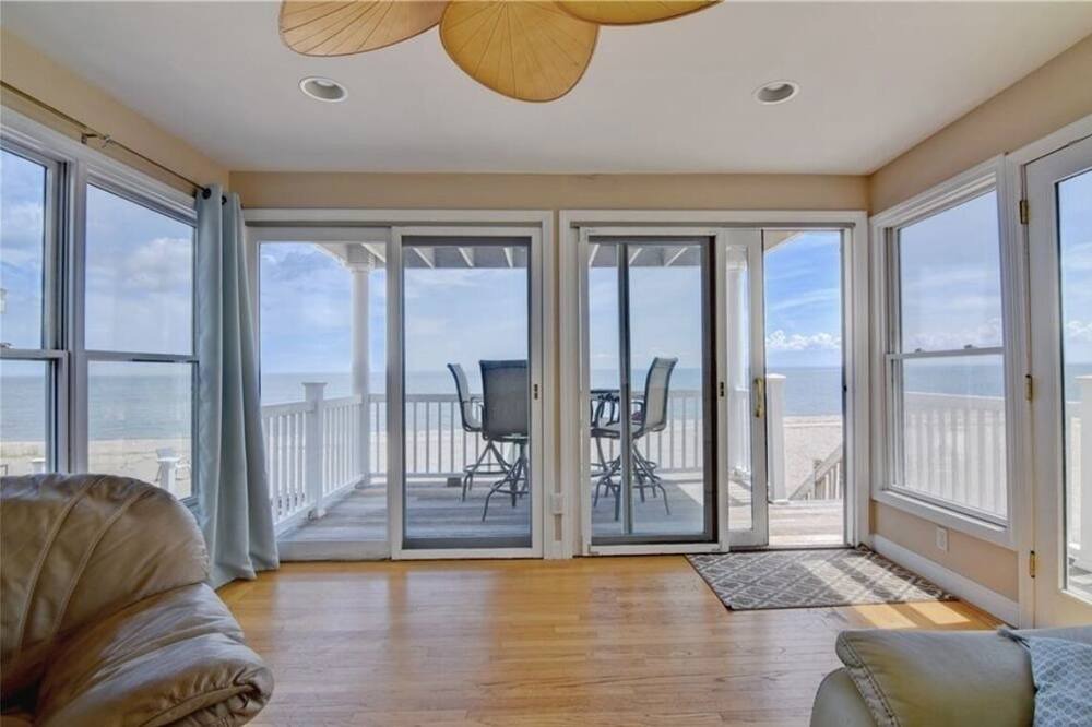 Photo of Patio Balcony in Devon