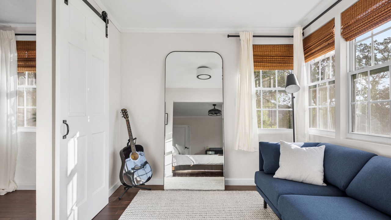 Photo of Livingroom in Leander