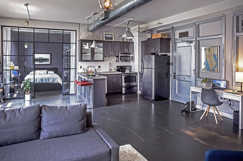 Photo of Livingroom in Historic Core