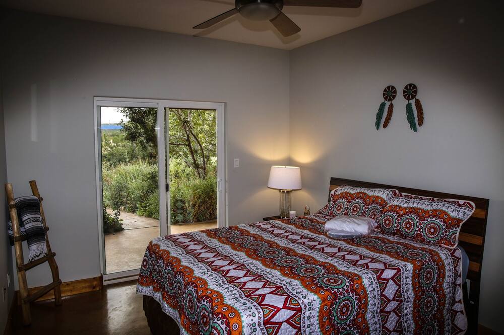 Photo of Bedroom in McIntosh