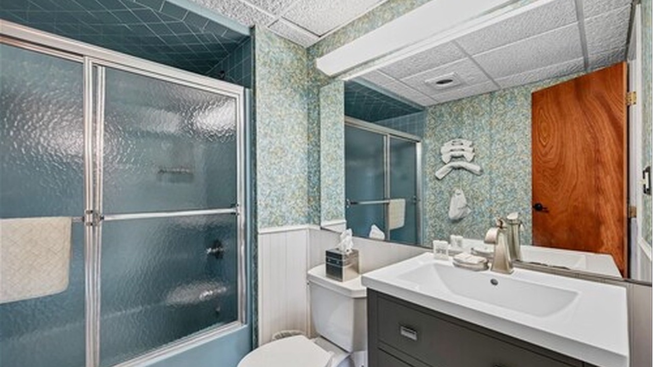 Photo of Bathroom in Tannersville