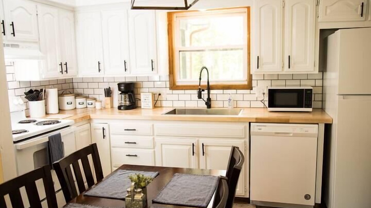 Photo of Kitchen in Eureka Springs