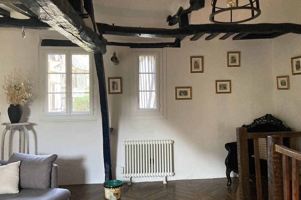 Photo of Others in Cormeilles