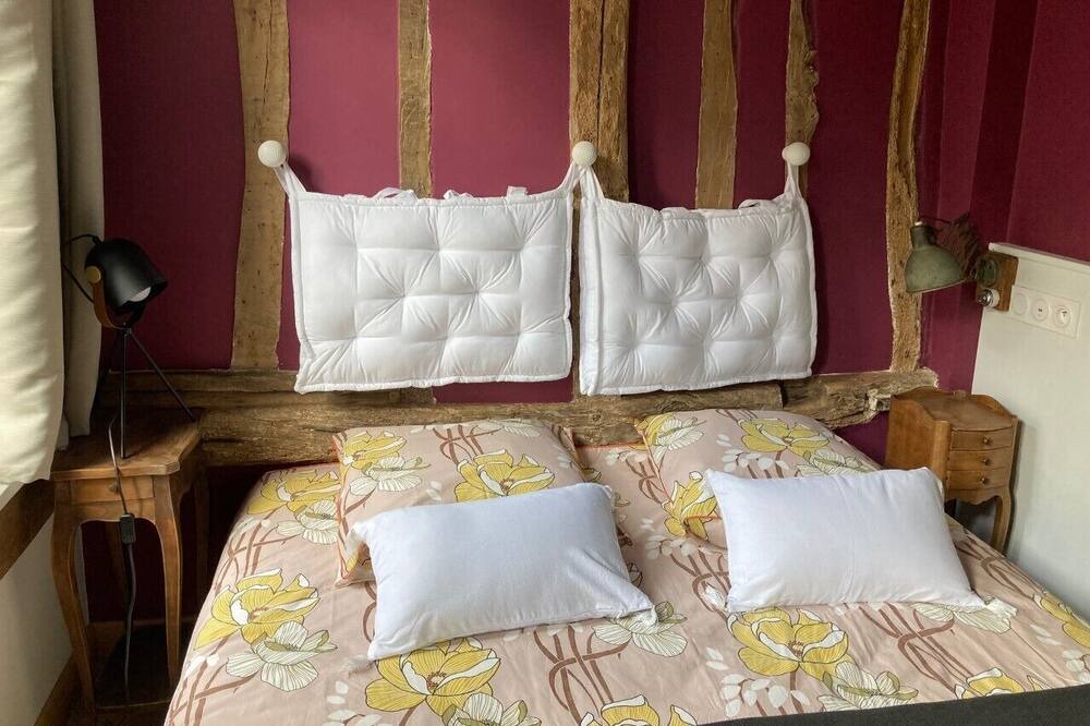 Photo of Bedroom in Cormeilles