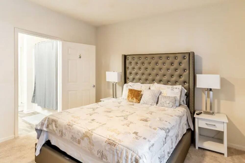 Photo of Bedroom in Lithonia